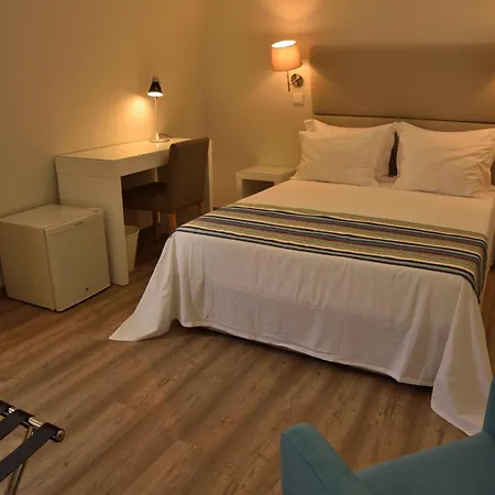Ξενοδοχείο Domus 3*