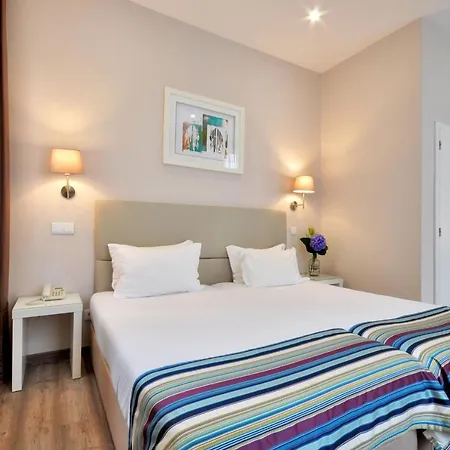 Domus 3*