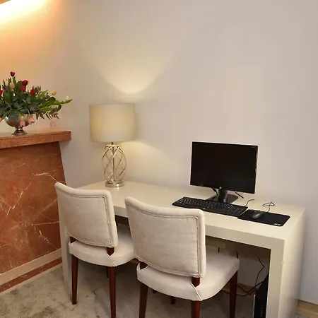 Domus 3* Porto