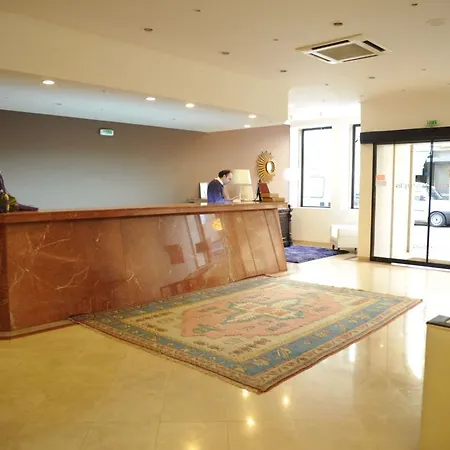 酒店 波尔图多莫斯酒店 3*